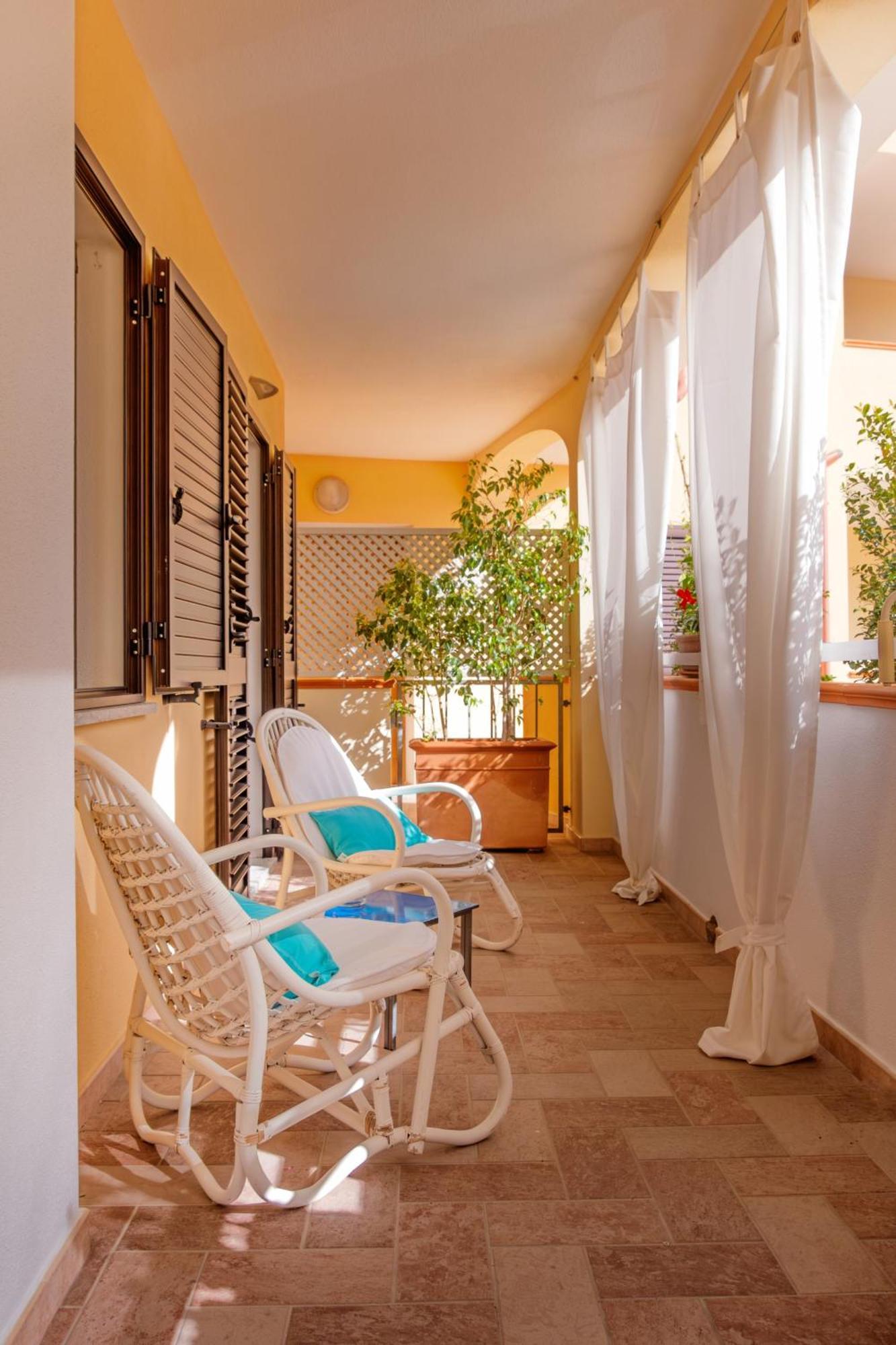 Orosei Home Holidays - I Fiori Kültér fotó